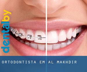 Ortodontista em Al Makhādir